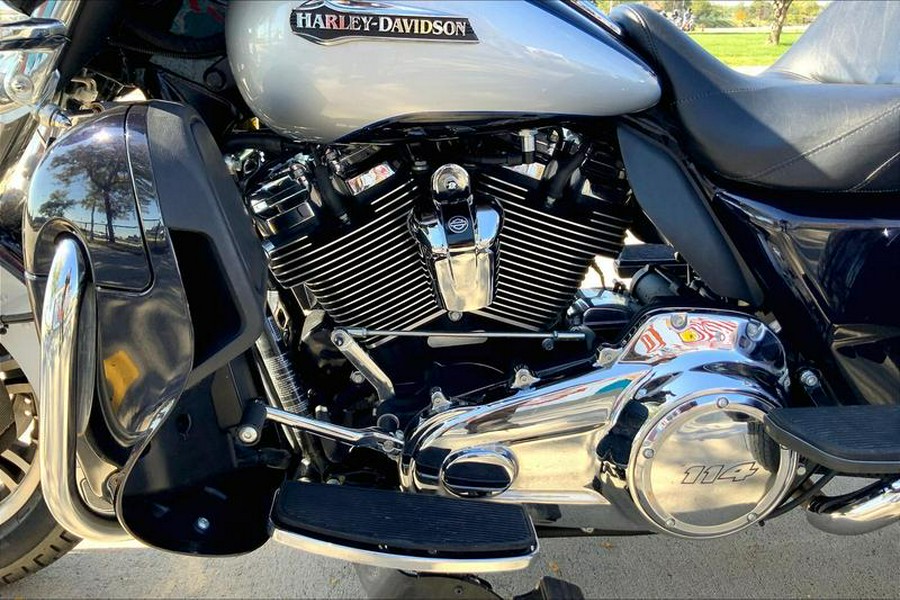 2019 Harley-Davidson® FLHTCUTG - Tri Glide® Ultra