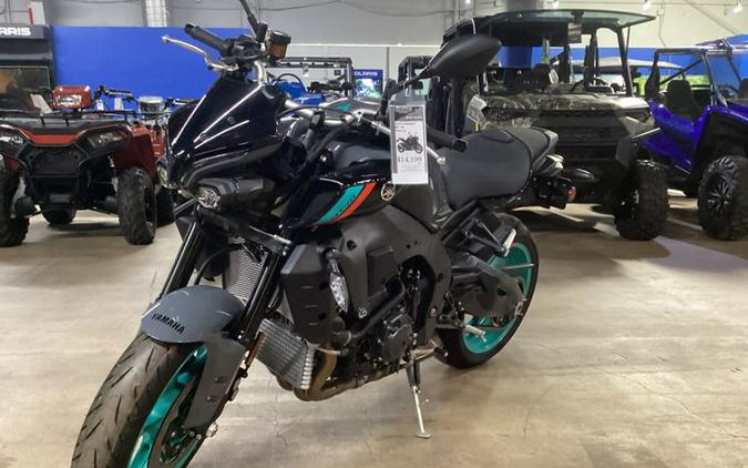 New 2023 YAMAHA MT10 CYAN STORM