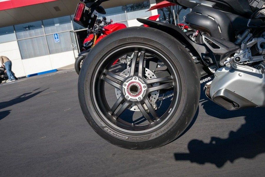 2022 Ducati Streetfighter V4 SP Winter Test V4 SP