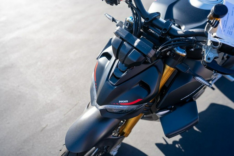 2022 Ducati Streetfighter V4 SP Winter Test V4 SP