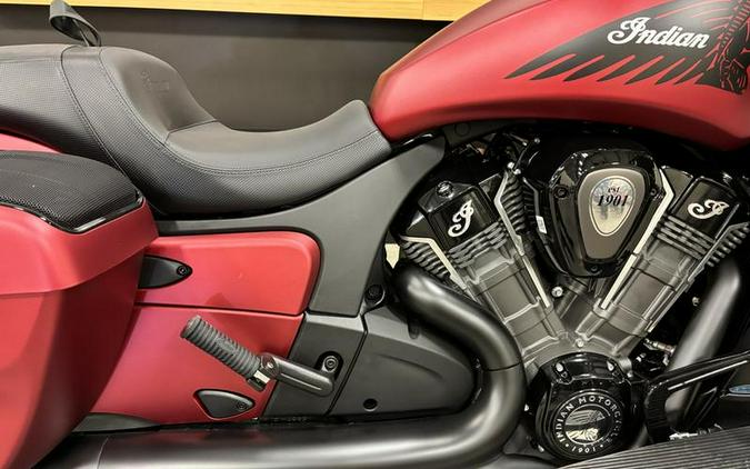 2024 Indian Motorcycle® Challenger® Dark Horse® w/PowerBand Audio Pkg Sunset Red Smoke