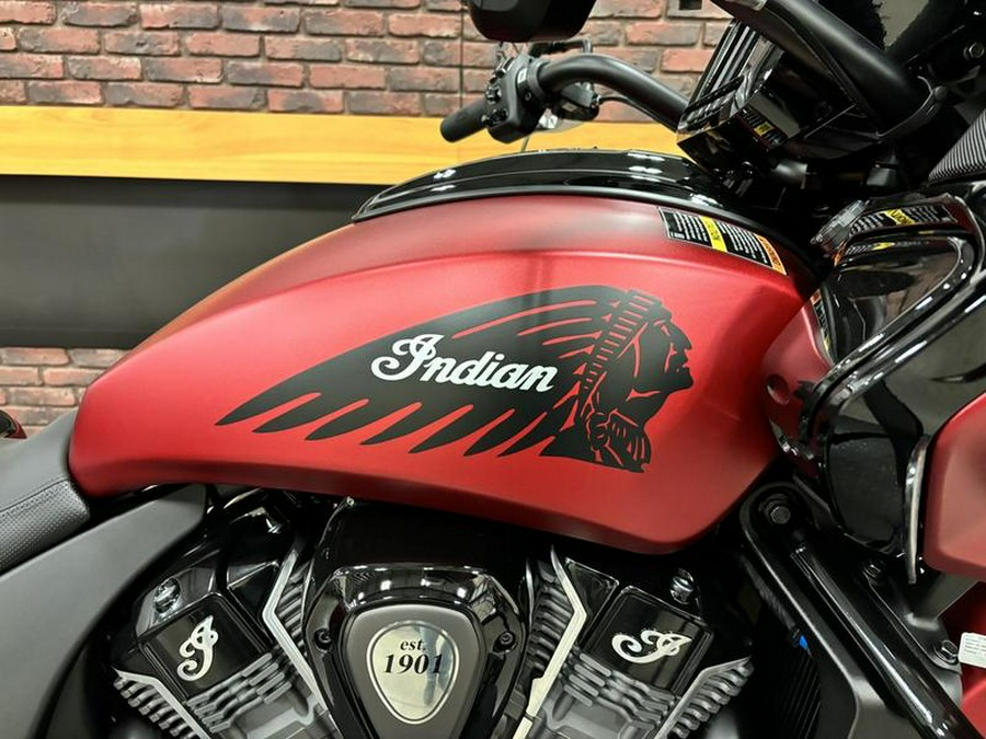 2024 Indian Motorcycle® Challenger® Dark Horse® w/PowerBand Audio Pkg Sunset Red Smoke