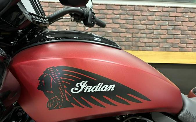 2024 Indian Motorcycle® Challenger® Dark Horse® w/PowerBand Audio Pkg Sunset Red Smoke