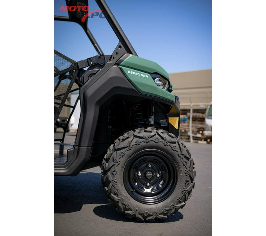 2025 Can-Am® Defender MAX HD7
