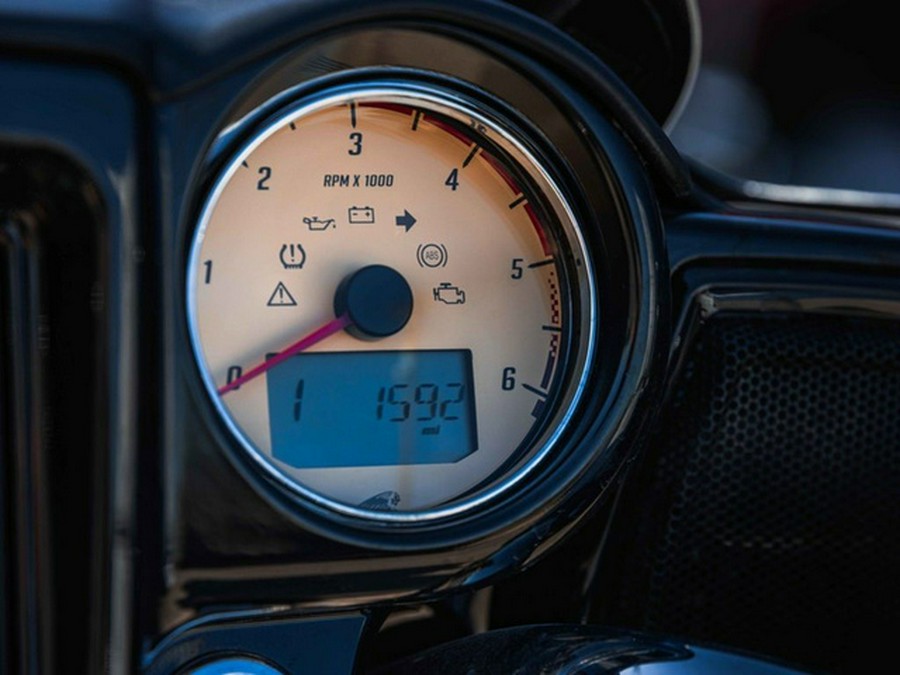 2017 Indian Chieftain Limited Thunder Black