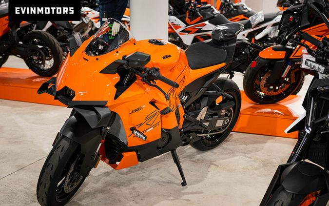 2026 KTM RC 990 R