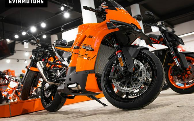 2026 KTM RC 990 R