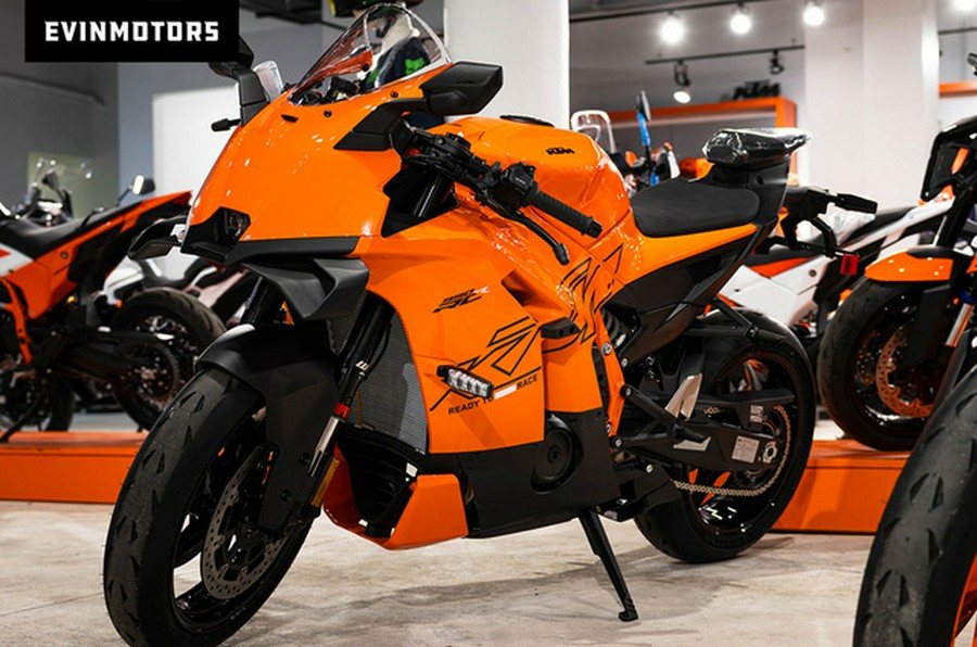 2026 KTM RC 990 R