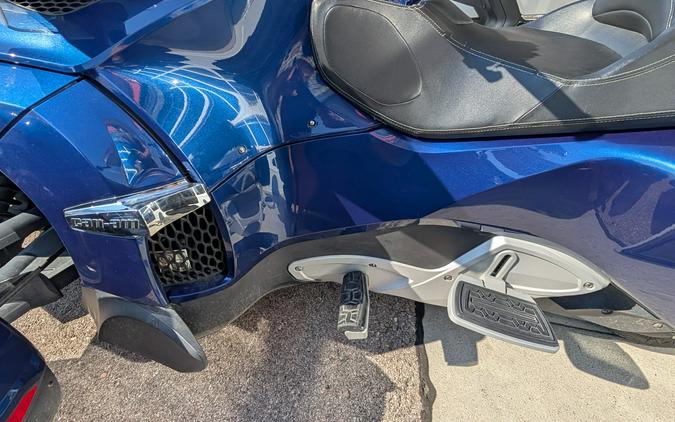 2011 Can-Am Spyder® RT-S SE5