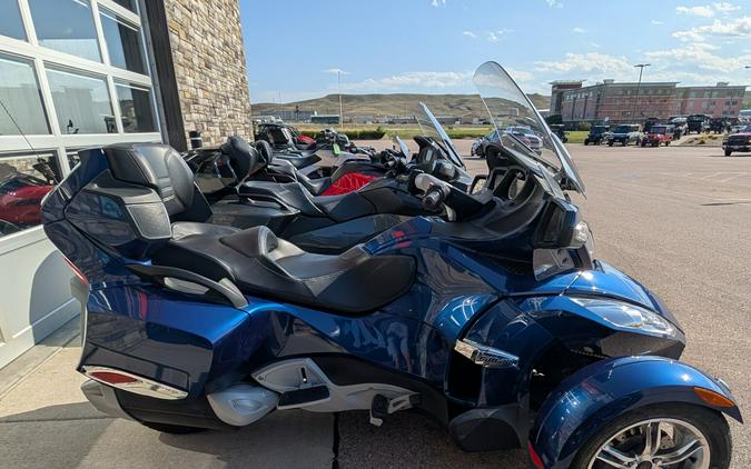 2011 Can-Am Spyder® RT-S SE5