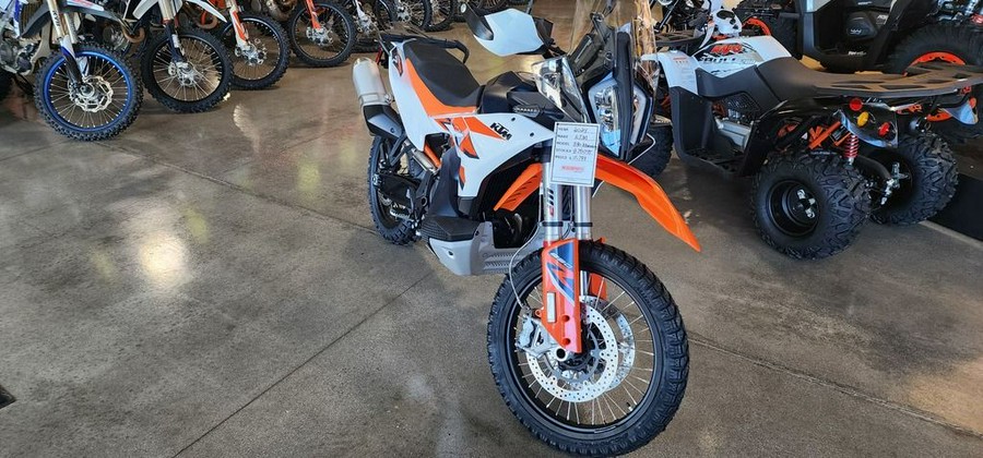 2024 KTM 890 Adventure R