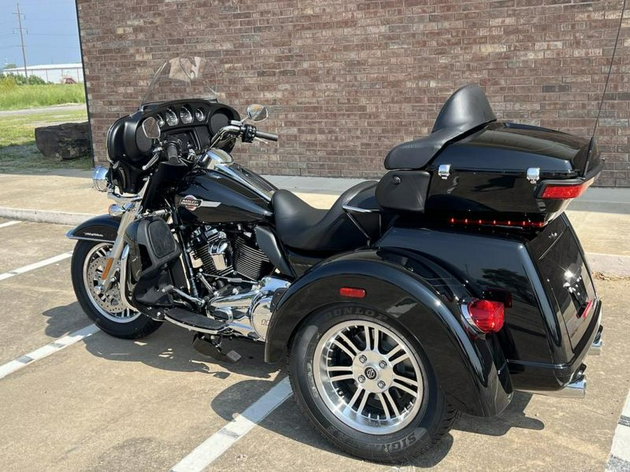 2024 Harley-Davidson® FLHTCUTG - Tri Glide® Ultra