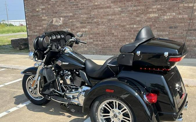 2024 Harley-Davidson® FLHTCUTG - Tri Glide® Ultra