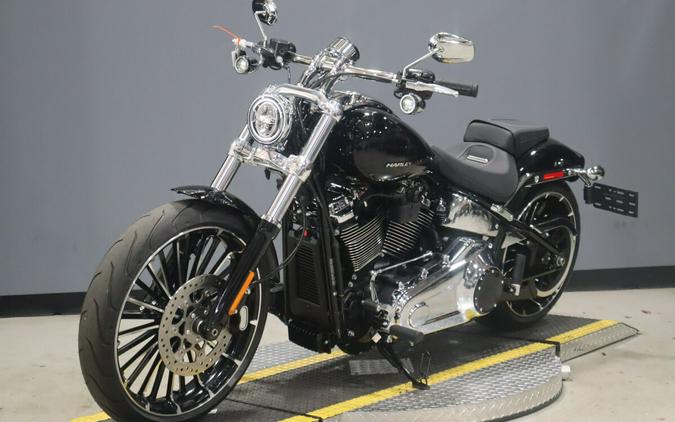 2025 Harley-Davidson Breakout
