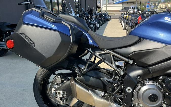 2022 Suzuki GSX-S1000GT Plus