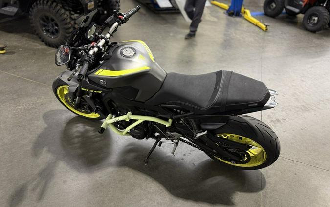 2018 Yamaha MT-09