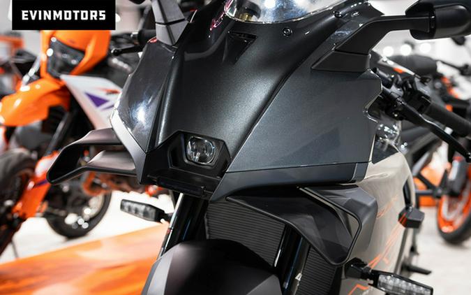 2026 KTM RC 990 R