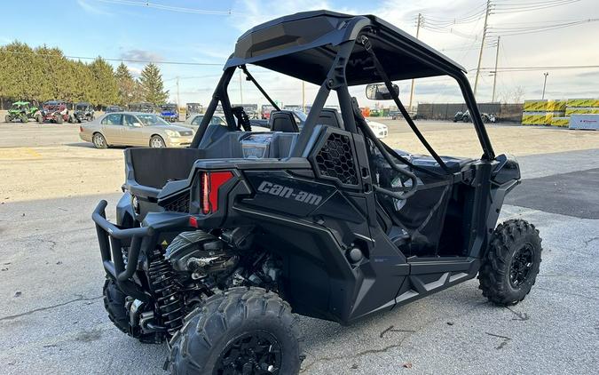 2024 Can-Am® SSV MAV TRAIL DPS 50 700 BK 24