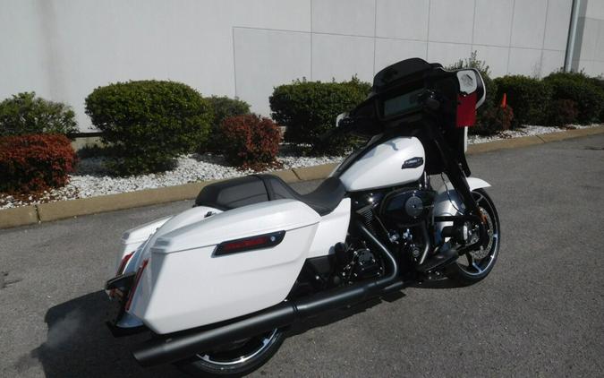 FLHX 2024 Street Glide®