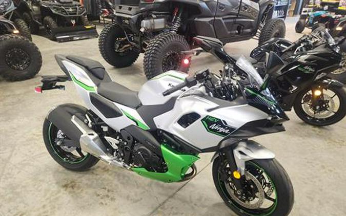 2024 Kawasaki Ninja 7 Hybrid First Look [12 Fast Facts; 40 Pics]