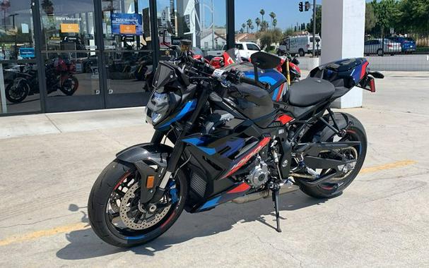 2024 BMW M1000R