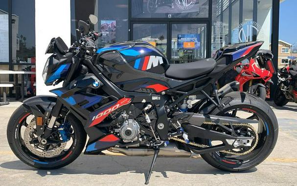 2024 BMW M1000R