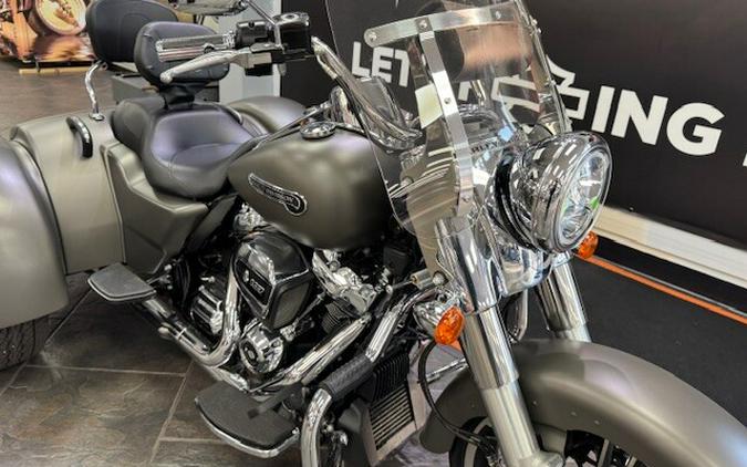 2018 Harley-Davidson® Freewheeler® Industrial Gray Denim