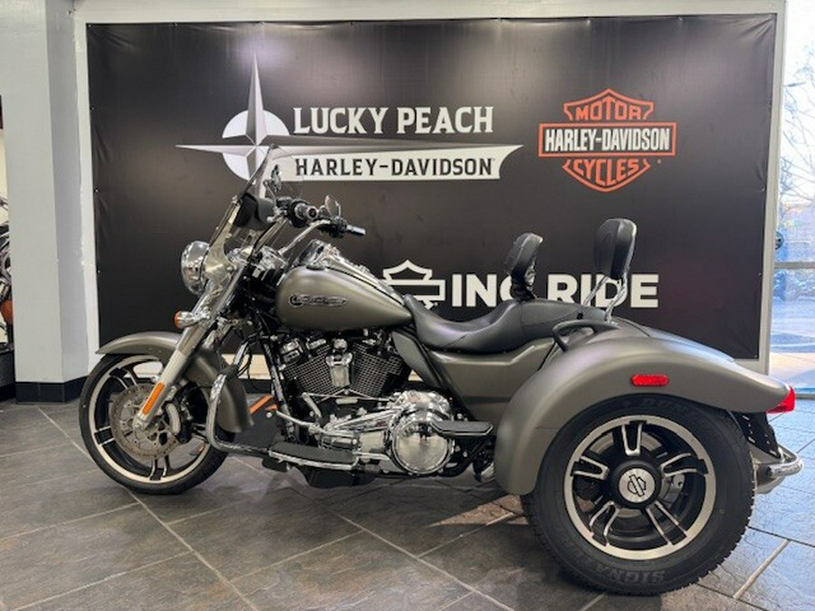 2018 Harley-Davidson® Freewheeler® Industrial Gray Denim