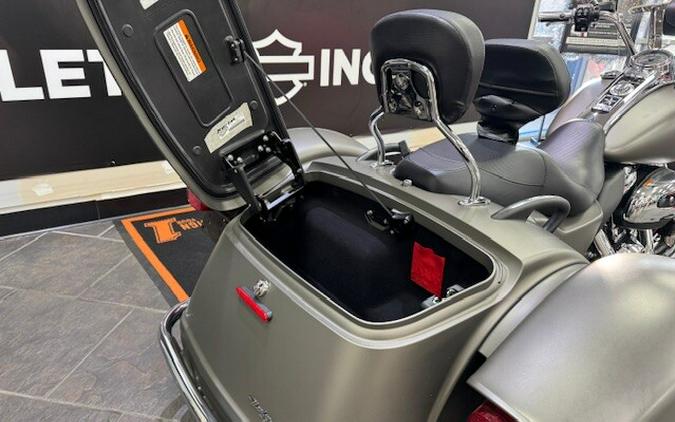 2018 Harley-Davidson® Freewheeler® Industrial Gray Denim