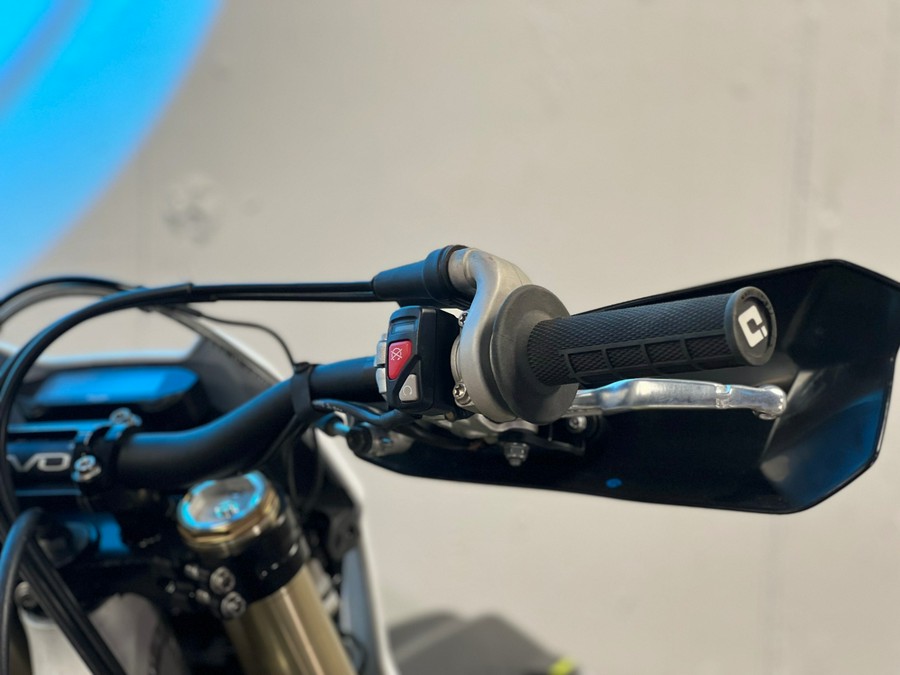 2026 Triumph TF 450-E