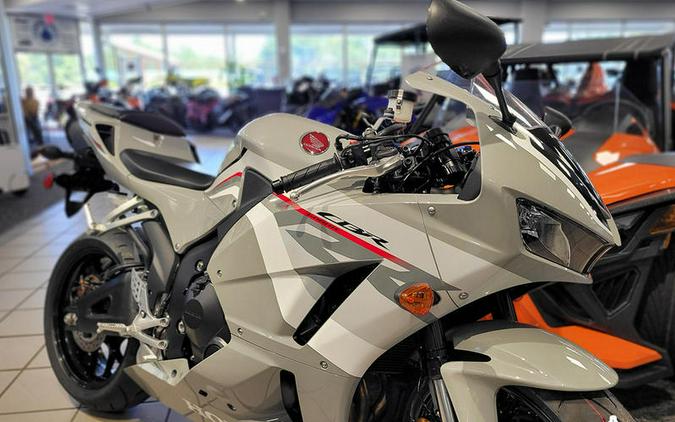 2026 Honda® CBR600RR ABS