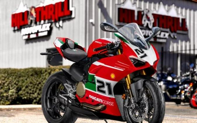 2025 Ducati Panigale V2 Bayliss