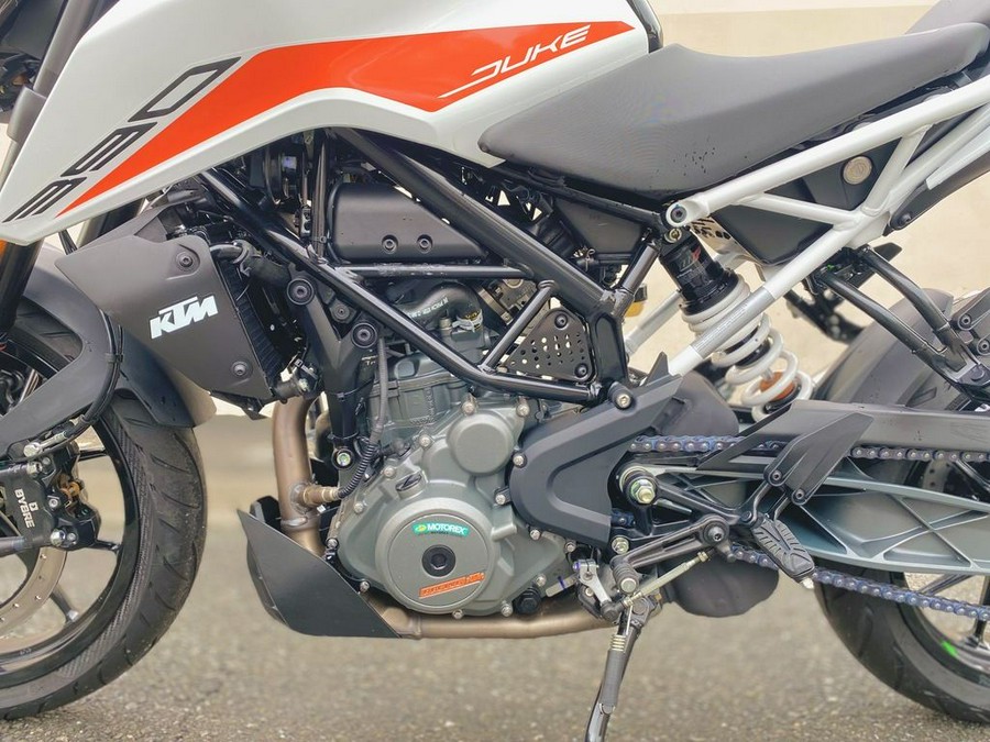 2022 KTM 390 Duke