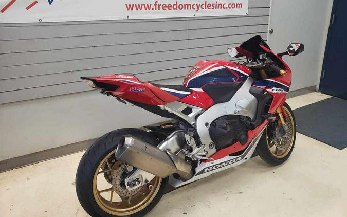 2017 Honda® CBR1000RR SP