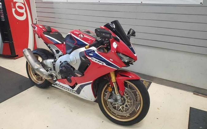 2017 Honda® CBR1000RR SP