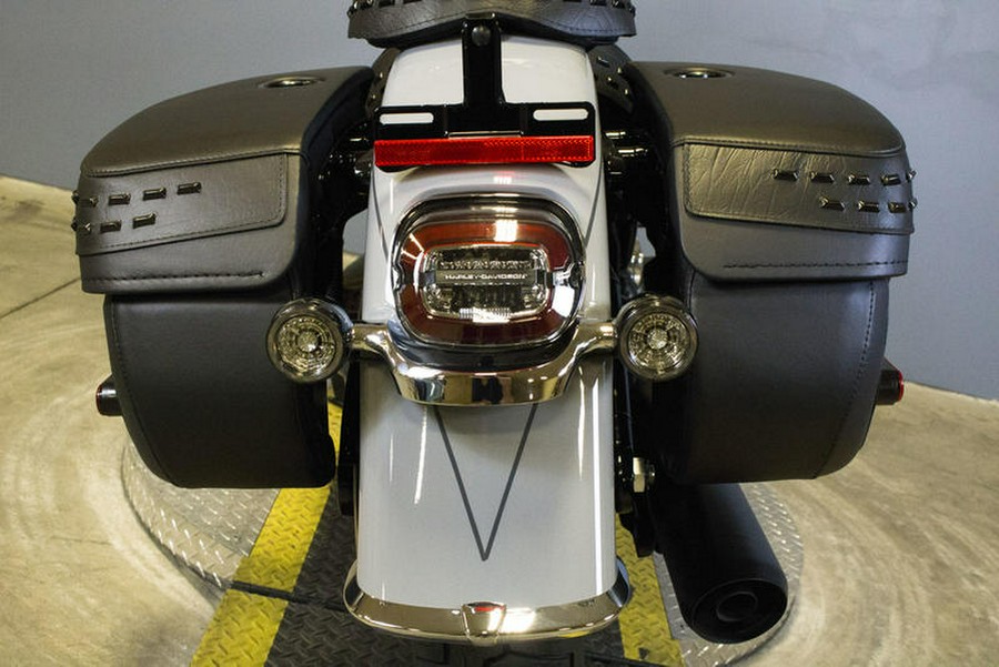 2025 Harley-Davidson® FLHC - Heritage Classic