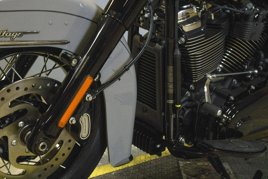 2025 Harley-Davidson® FLHC - Heritage Classic