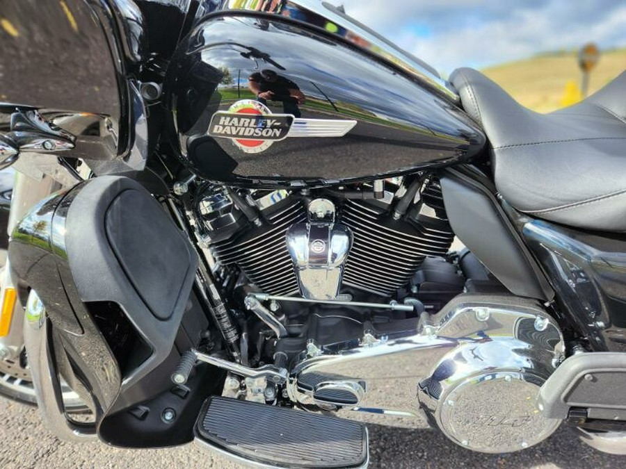 2023 Harley-Davidson Road Glide Limited Black