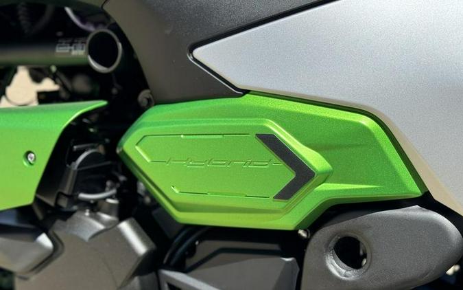 2024 Kawasaki Z7 Hybrid ABS