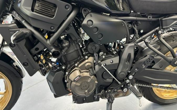 2025 Yamaha XSR 700