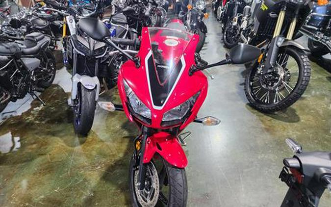 2019 Honda CBR300R