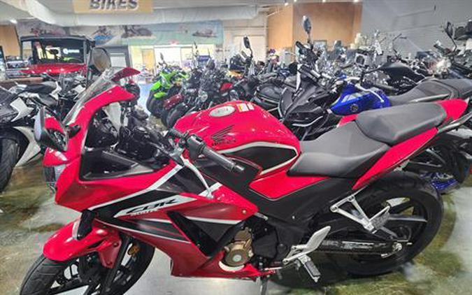 2019 Honda CBR300R