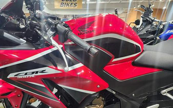 2019 Honda CBR300R