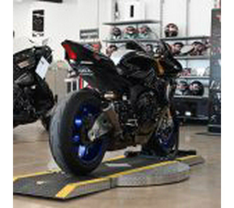2020 Yamaha R1M