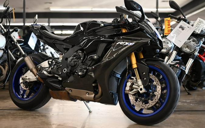 2020 Yamaha R1M