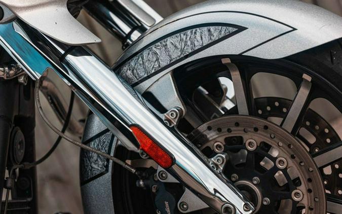 2018 Indian Chieftain Elite Black Hills Silver W/ Marble Acce