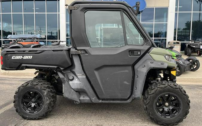 2021 Can-Am® Defender DPS CAB HD8