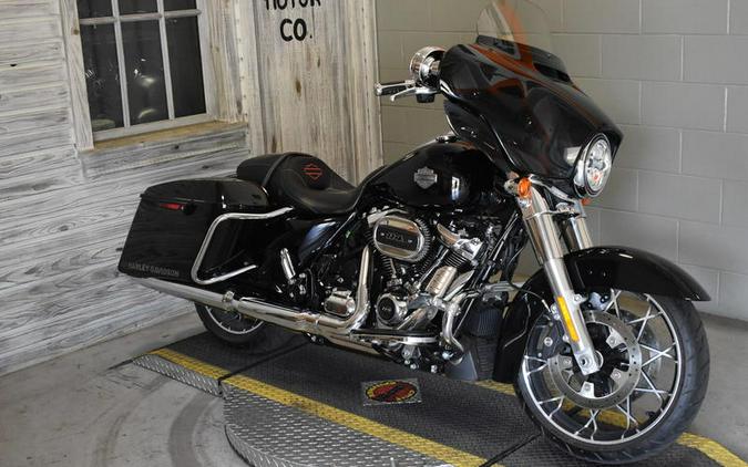 2021 Harley-Davidson Street Glide Special Review: Performance and Style