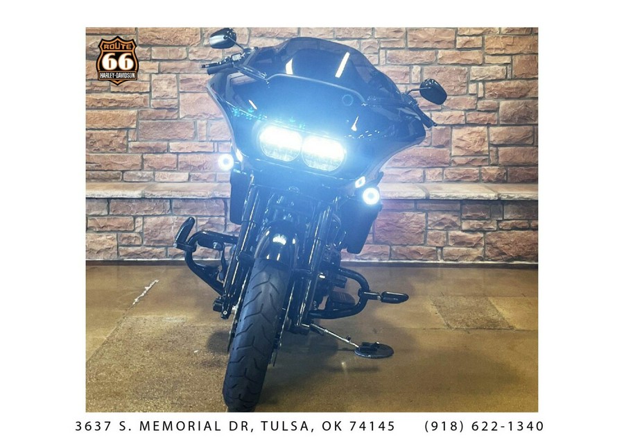 2021 Harley-Davidson Road Glide Special Vivid Black - Black Finish