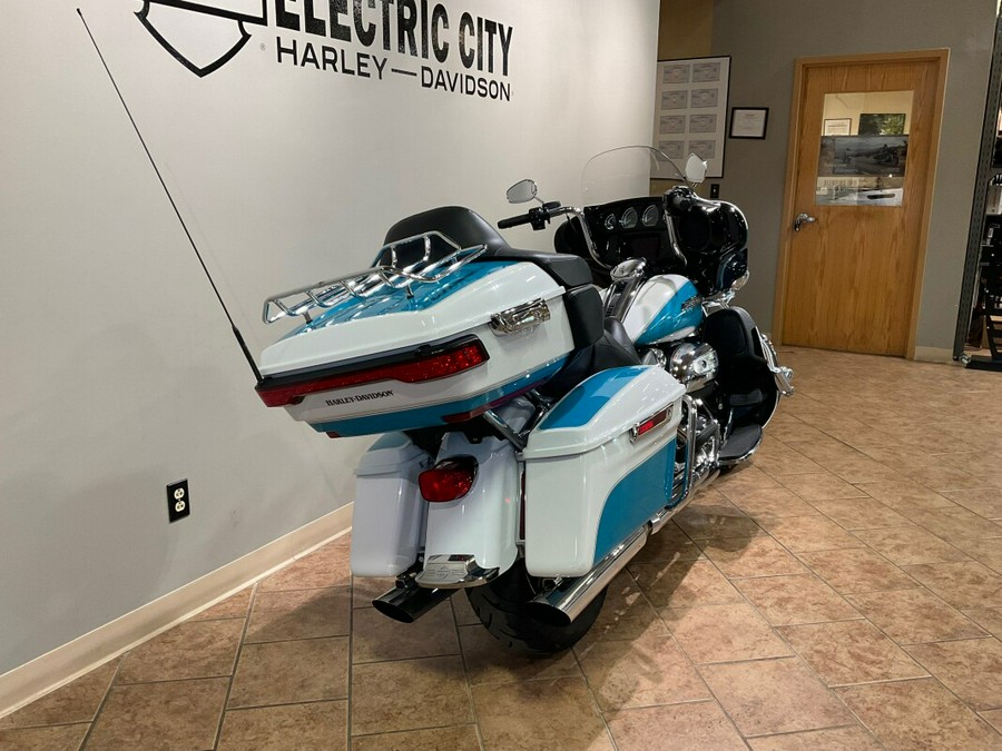 2019 Harley-Davidson®FLHTK Ultra Limited Crushed Ice Pearl/Frosted Teal Pearl